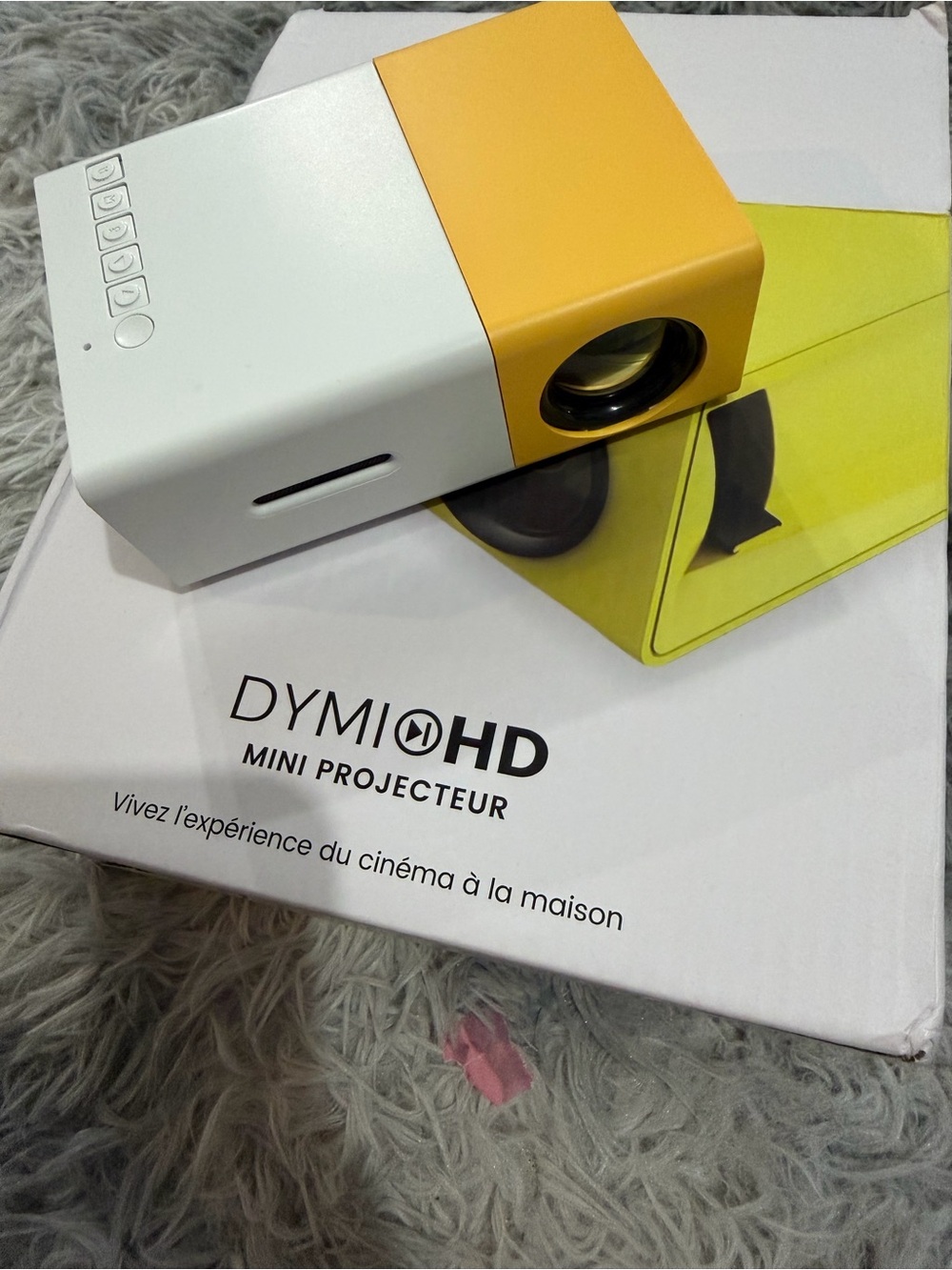 DYMI HD Mini Projector